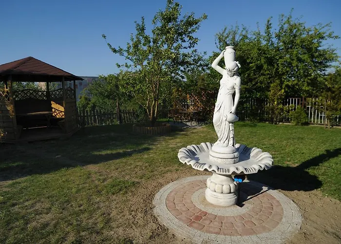 Pan Tadeusz לינה וארוחת בוקר 3*